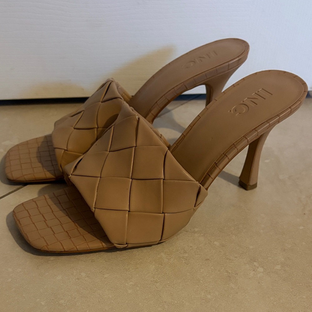 INC International Concepts Tan Woven Square-Toe Heeled Mules